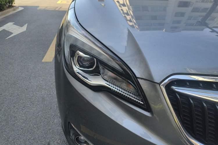 Used Buick Envision 2019 28T Four-Wheel Drive Luxury Version China V Standard Right Front Headlight