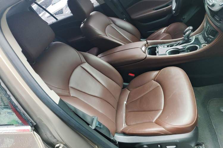 Used Buick Envision 2019 20T Two-Wheel Drive Luxury Version China V Standard Right Front Seat