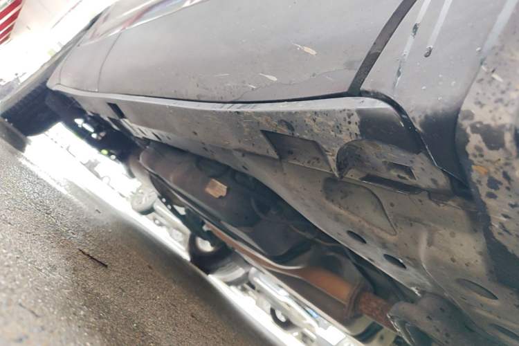 Used Buick Envision 2019 20T Two-Wheel Drive Luxury Version China V Standard Right Side Sill