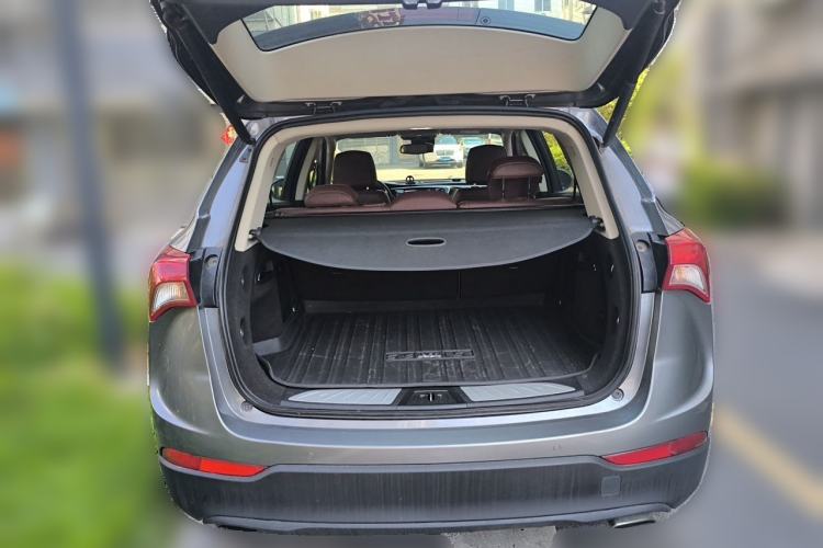 Used Buick Envision 2019 28T Four-Wheel Drive Luxury Version China V Standard Trunk