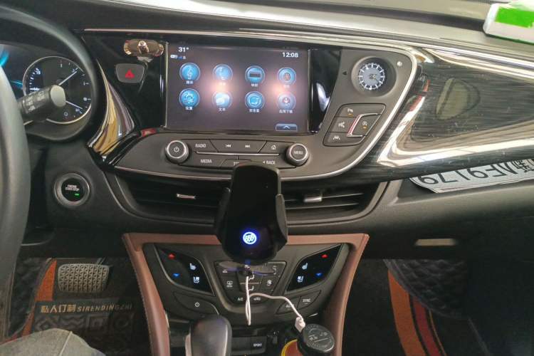 Used Buick Envision 2019 28T Four-Wheel Drive Luxury Version China V Standard Audio And AC Panel