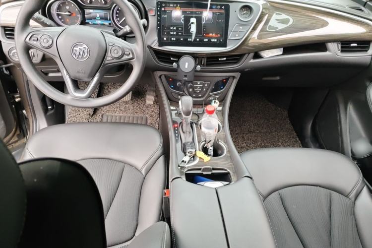 Used Buick Envision 2019 20T Two-Wheel Drive Leading Model China VI Standard Center Console