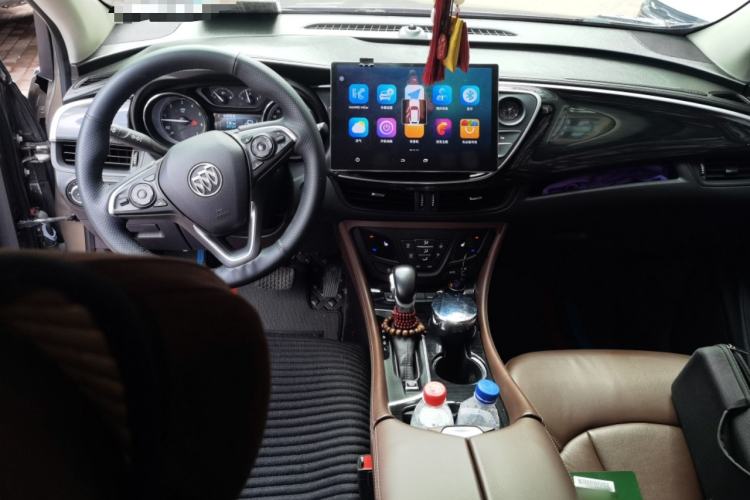 Used Buick Envision 2019 28T Four-Wheel Drive Elite Version China VI Standard Center Console