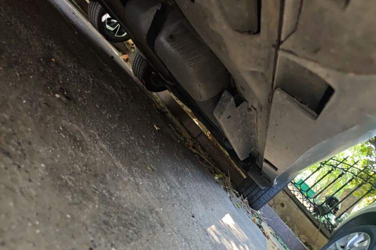 Used Buick Envision 2019 28T 4x4 Luxury Model China VI Standard Chassis Front Left