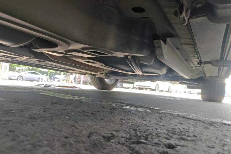 Used Buick Envision 2019 20T Two-Wheel Drive Leading Version China V Standard Chassis Rear Right