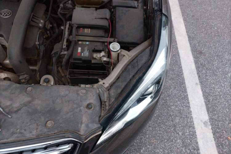 Used Buick Envision 2019 28T Four-Wheel Drive Elite Version China VI Standard Engine Bay Left