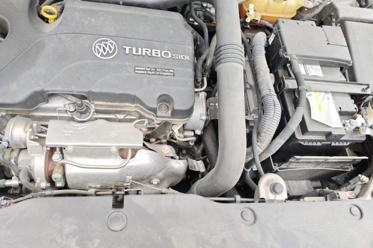 Used Buick Envision 2019 20T Two-Wheel Drive Leading Model China VI Standard Engine Bay Left