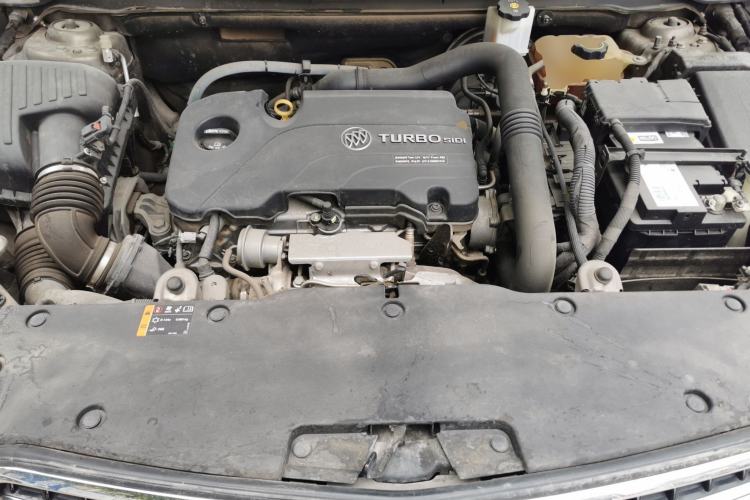 Used Buick Envision 2019 20T Two-Wheel Drive Leading Version China V Standard Engine Bay
