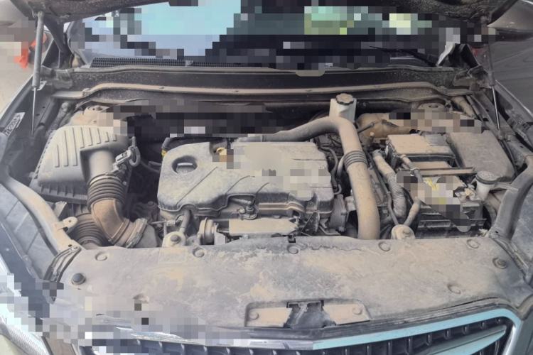 Used Buick Envision 2019 20T Two-Wheel Drive Luxury Version China VI Standard Engine Bay