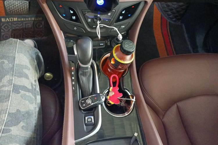 Used Buick Envision 2019 28T Four-Wheel Drive Luxury Version China V Standard Gear Lever
