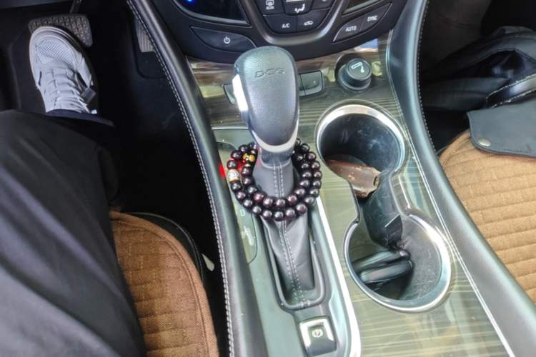 Used Buick Envision 2019 20T Two-Wheel Drive Leading Version China V Standard Gear Lever