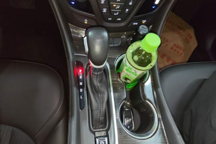 Used Buick Envision 2019 20T Two-Wheel Drive Leading Model China VI Standard Gear Lever