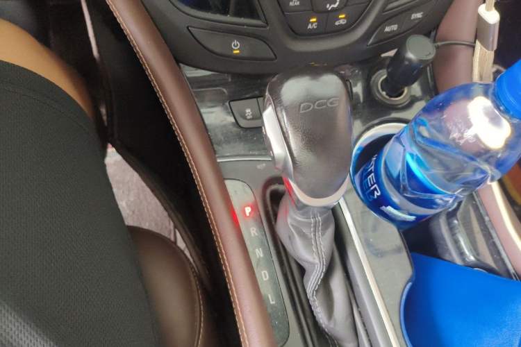 Used Buick Envision 2019 20T Two-Wheel Drive Luxury Version China V Standard Gear Lever