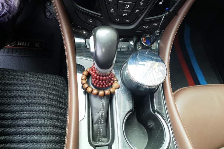 Used Buick Envision 2019 28T Four-Wheel Drive Elite Version China VI Standard Gear Lever