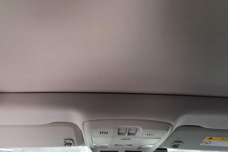Used Buick Envision 2019 28T Four-Wheel Drive Elite Version China VI Standard Headliner