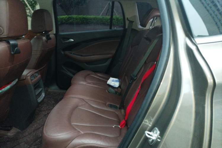 Used Buick Envision 2019 28T Four-Wheel Drive Elite Version China VI Standard Left Rear Seat