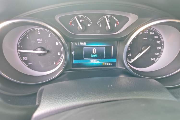 Used Buick Envision 2019 20T Two-Wheel Drive Leading Version China V Standard Odometer Close Up