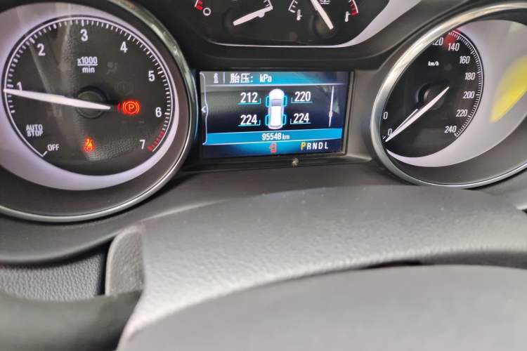Used Buick Envision 2019 20T Two-Wheel Drive Elite Version China V Standard Odometer Close Up