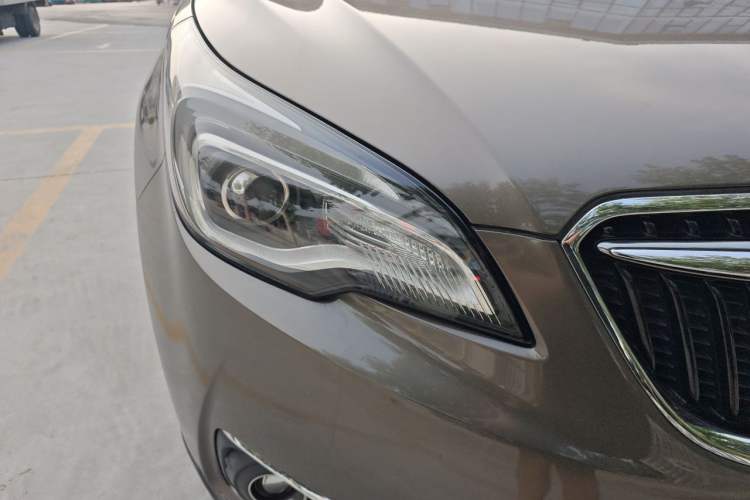 Used Buick Envision 2019 20T Two-Wheel Drive Leading Version China V Standard Right Front Headlight