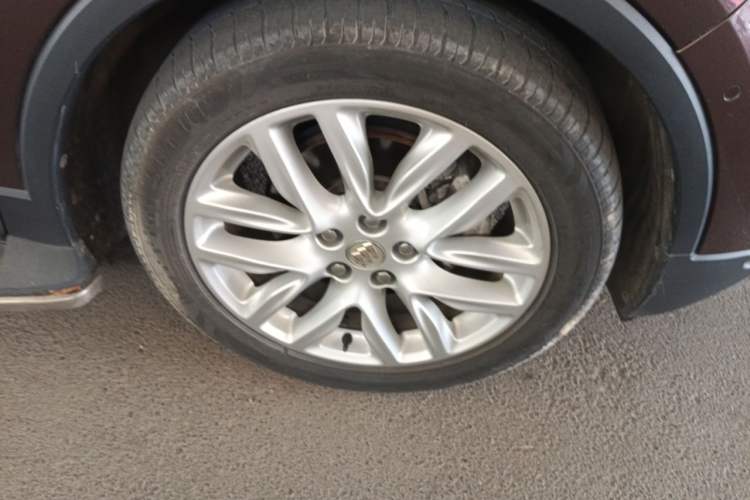 Used Buick Envision 2019 28T Four-Wheel Drive Luxury Version China V Standard Right Front Wheel Hub