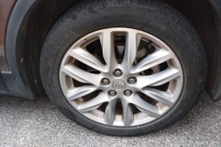 Used Buick Envision 2019 28T Four-Wheel Drive Elite Version China VI Standard Right Front Wheel Hub