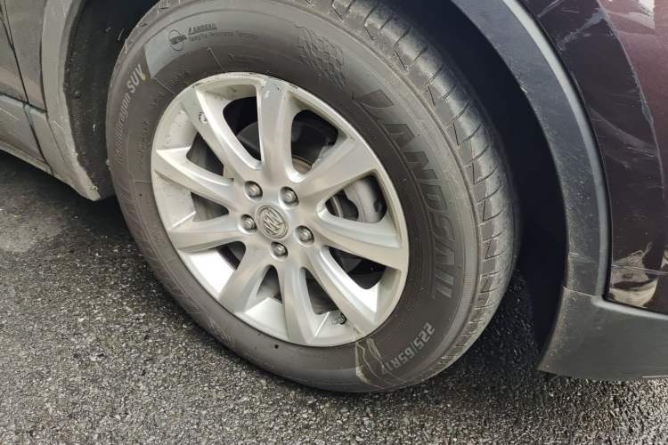 Used Buick Envision 2019 20T Two-Wheel Drive Elite Version China V Standard Right Front Wheel Hub