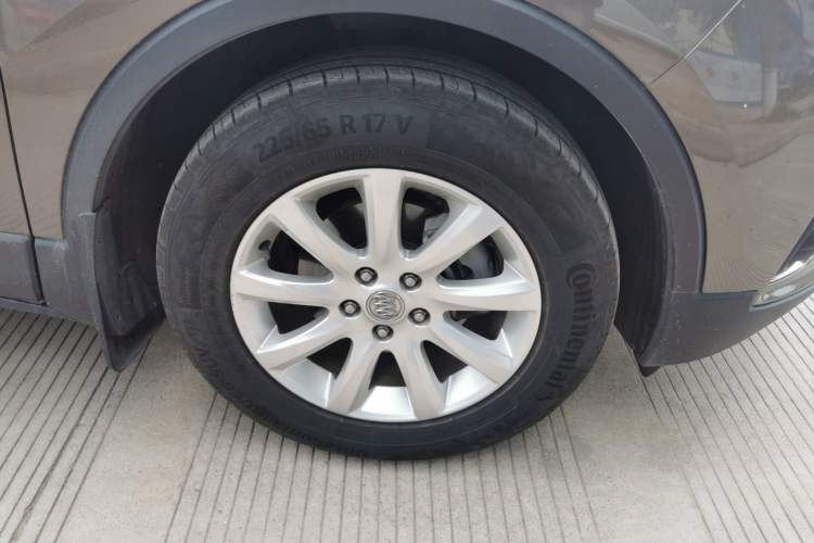 Used Buick Envision 2019 20T Two-Wheel Drive Leading Version China V Standard Right Front Wheel Hub
