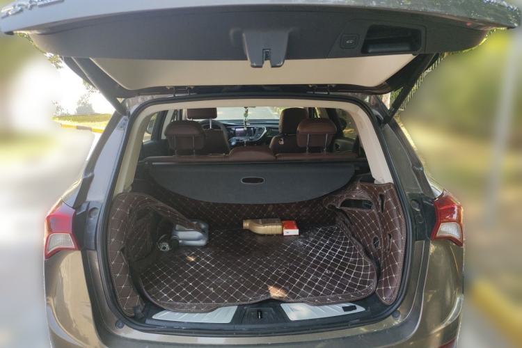 Used Buick Envision 2019 28T Four-Wheel Drive Elite Version China VI Standard Trunk