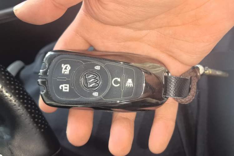 Used Buick Envision 2019 20T Two-Wheel Drive Luxury Version China VI Standard Vehicle Key