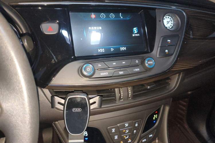 Used Buick Envision 2019 20T Two-Wheel Drive Leading Version China V Standard Audio And AC Panel