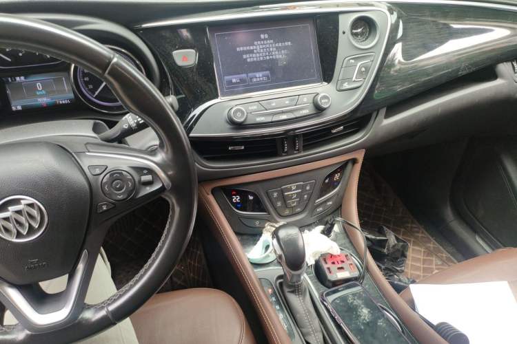 Used Buick Envision 2019 20T Two-Wheel Drive Luxury Version China VI Standard Audio And AC Panel