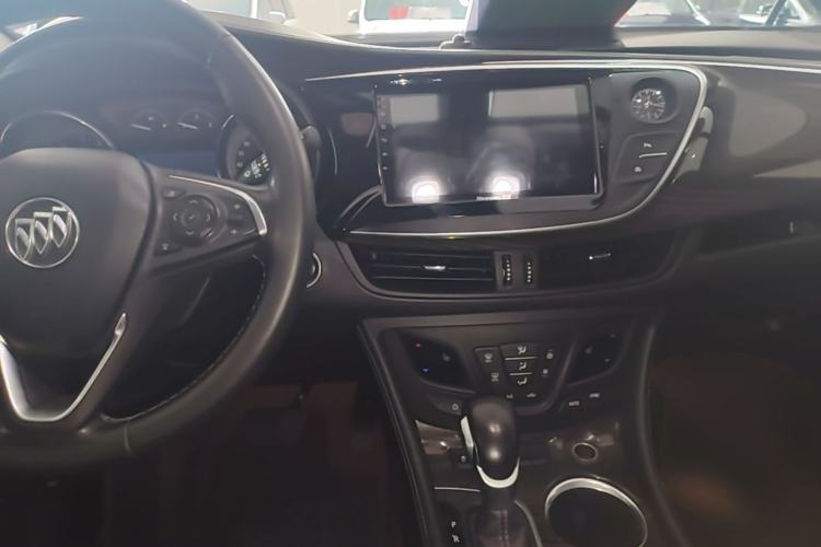 Used Buick Envision 2019 20T Two-Wheel Drive Elite Version China VI Standard Center Console