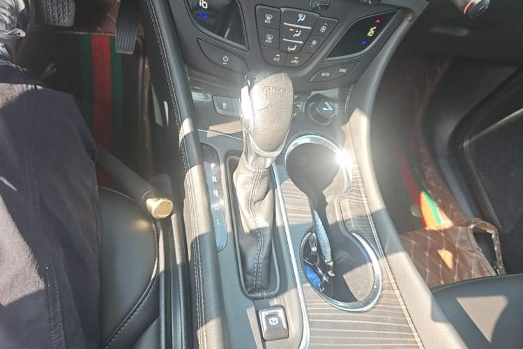 Used Buick Envision 2019 20T Two-Wheel Drive Leading Version China V Standard Gear Lever