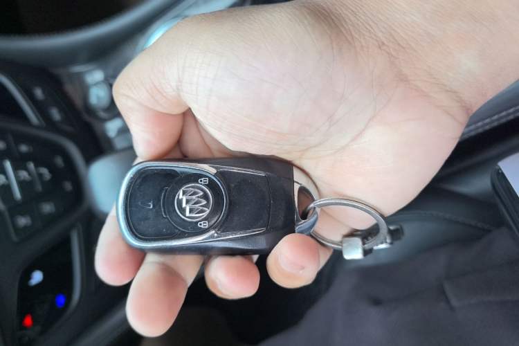 Used Buick Envision 2019 20T Two-Wheel Drive Elite Version China VI Standard Interior 1