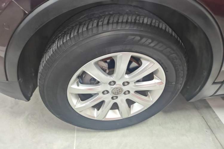 Used Buick Envision 2019 20T Two-Wheel Drive Luxury Version China VI Standard Left Front Wheel Hub