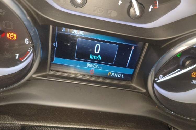 Used Buick Envision 2019 20T Two-Wheel Drive Leading Version China V Standard Odometer Close Up