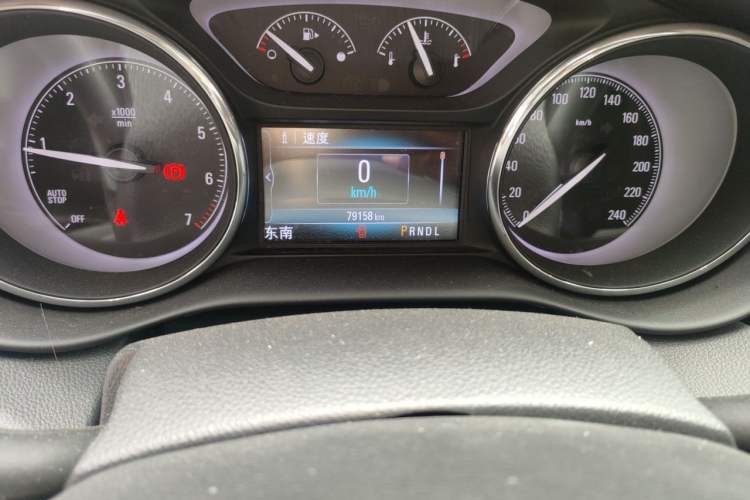 Used Buick Envision 2019 20T Two-Wheel Drive Luxury Version China VI Standard Odometer Close Up