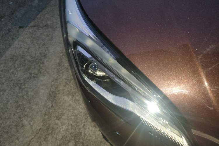 Used Buick Envision 2019 20T Two-Wheel Drive Leading Version China V Standard Right Front Headlight