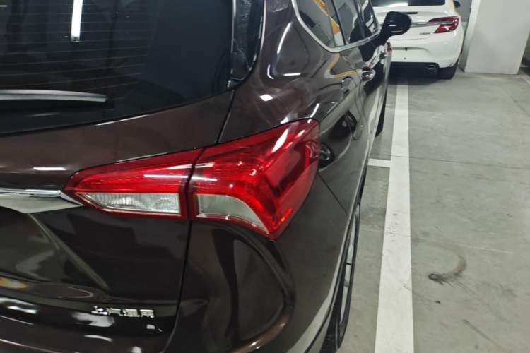 Used Buick Envision 2019 20T Two-Wheel Drive Luxury Version China VI Standard Right Rear Taillight