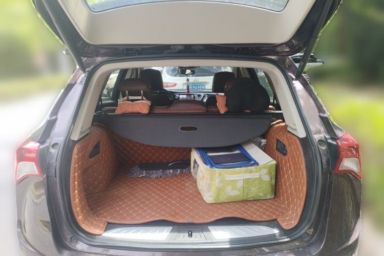 Used Buick Envision 2019 28T Four-Wheel Drive Elite Version China VI Standard Trunk