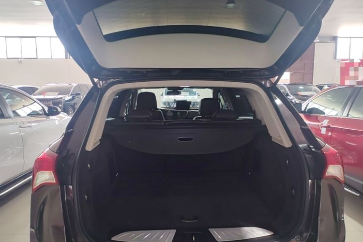 Used Buick Envision 2019 20T Two-Wheel Drive Elite Version China VI Standard Trunk