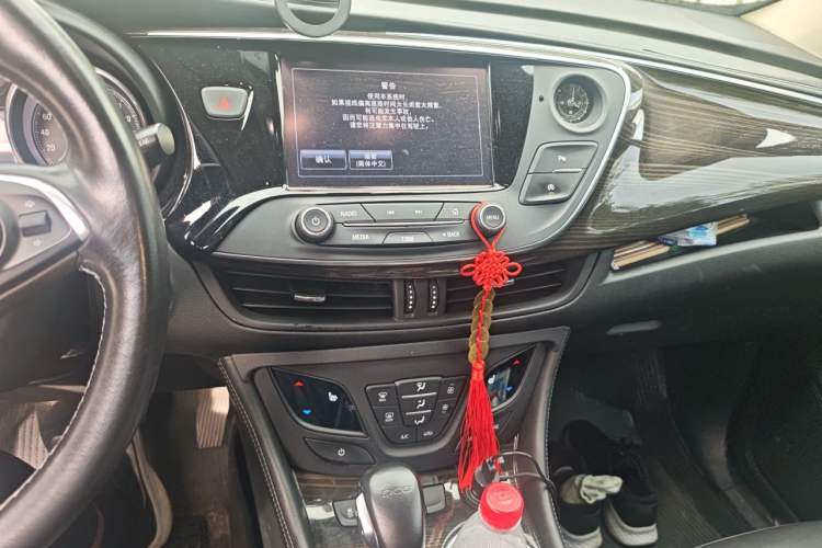 Used Buick Envision 2019 20T Two-Wheel Drive Elite Version China VI Standard Audio And AC Panel