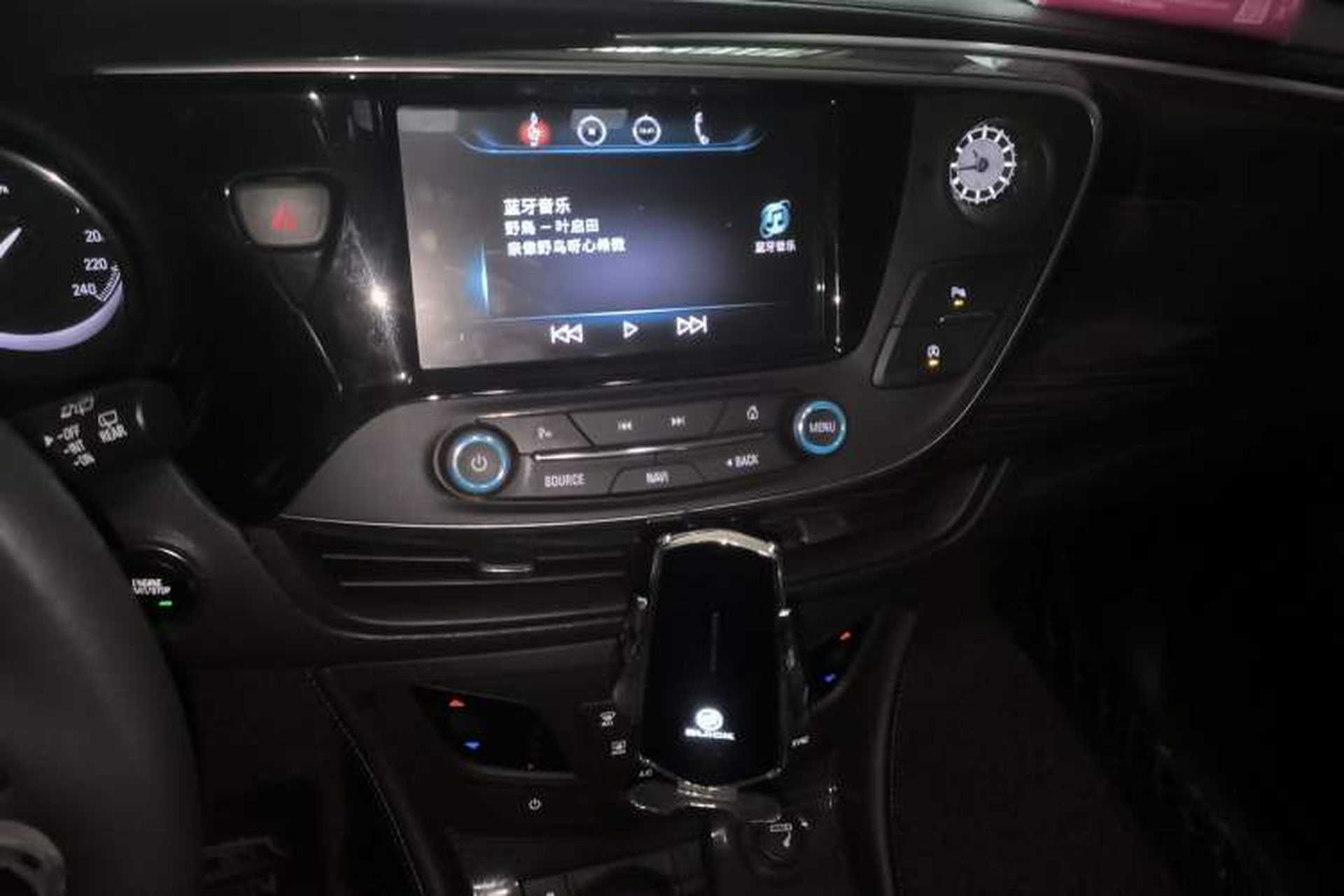 Used Buick Envision 2019 20T Two-Wheel Drive Leading Version China V Standard Audio And AC Panel