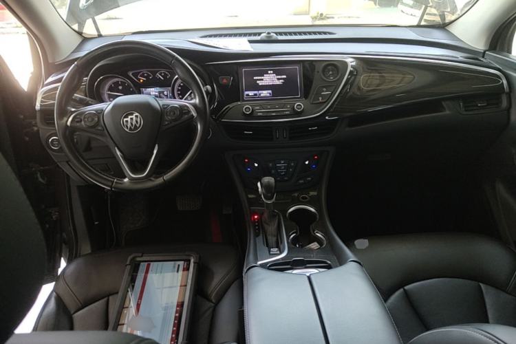 Used Buick Envision 2019 20T Two-Wheel Drive Elite Version China VI Standard Center Console