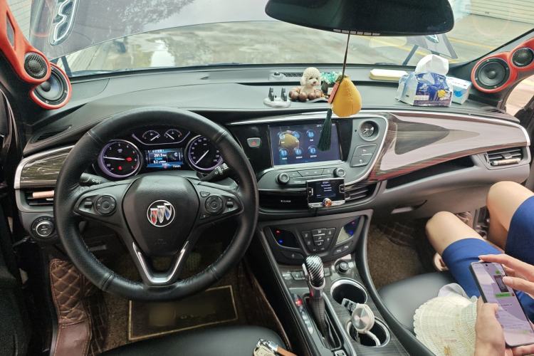 Used Buick Envision 2019 20T Two-Wheel Drive Leading Version China V Standard Center Console