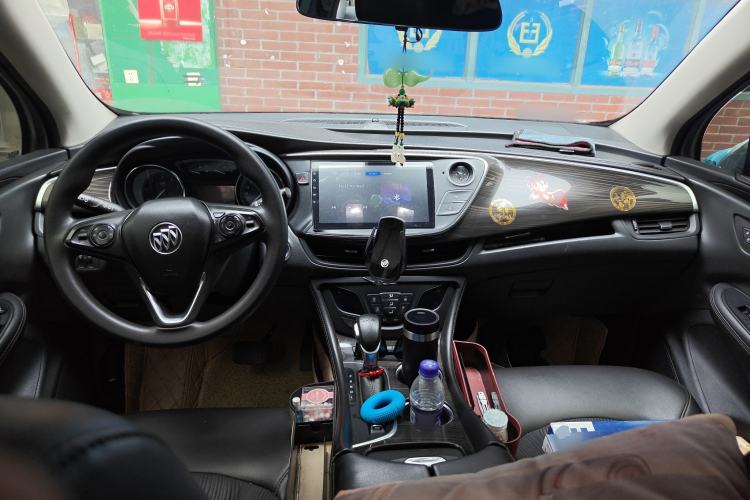 Used Buick Envision 2019 20T Two-Wheel Drive Leading Model China VI Standard Center Console