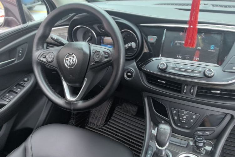 Used Buick Envision 2019 20T Two-Wheel Drive Leading Version China V Standard Center Console