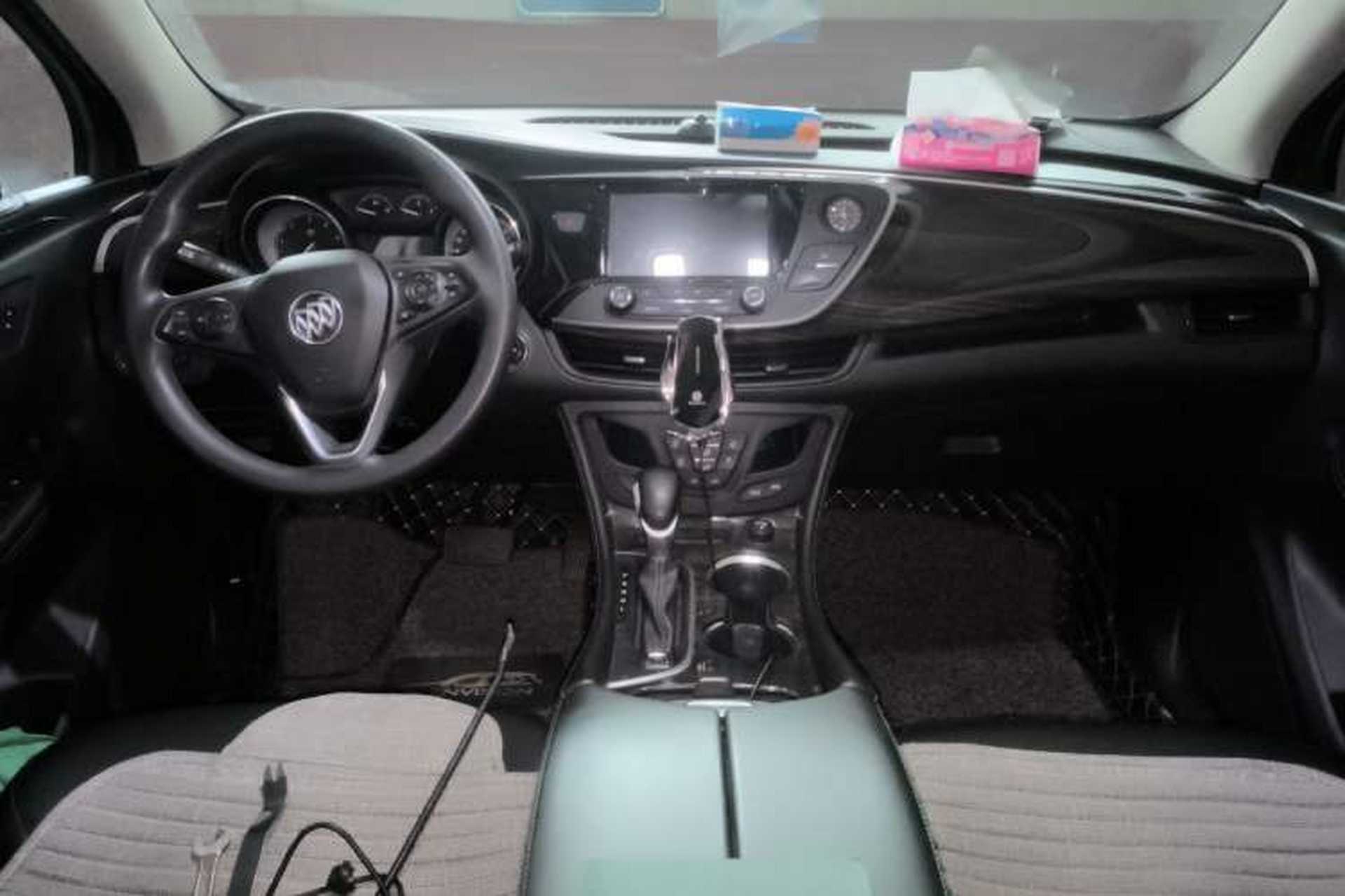 Used Buick Envision 2019 20T Two-Wheel Drive Leading Version China V Standard Center Console