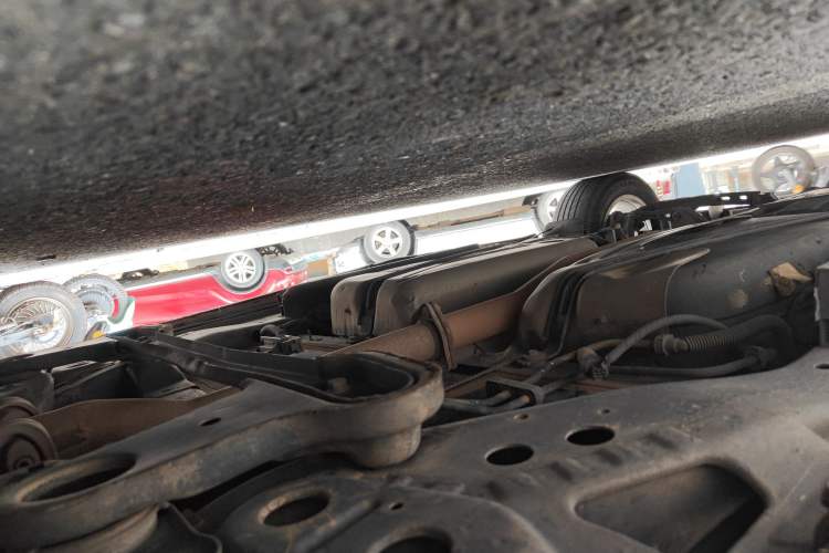 Used Buick Envision 2019 20T Two-Wheel Drive Leading Model China VI Standard Chassis Front Right