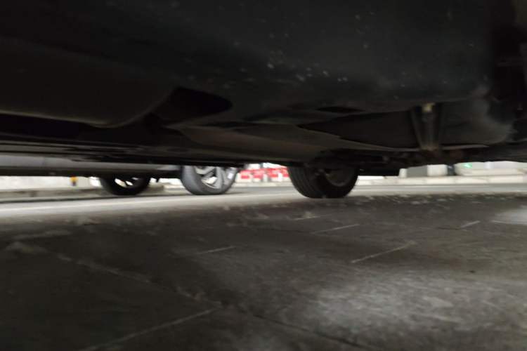 Used Buick Envision 2019 28T 4x4 Elite Version China V Standard Chassis Rear Right